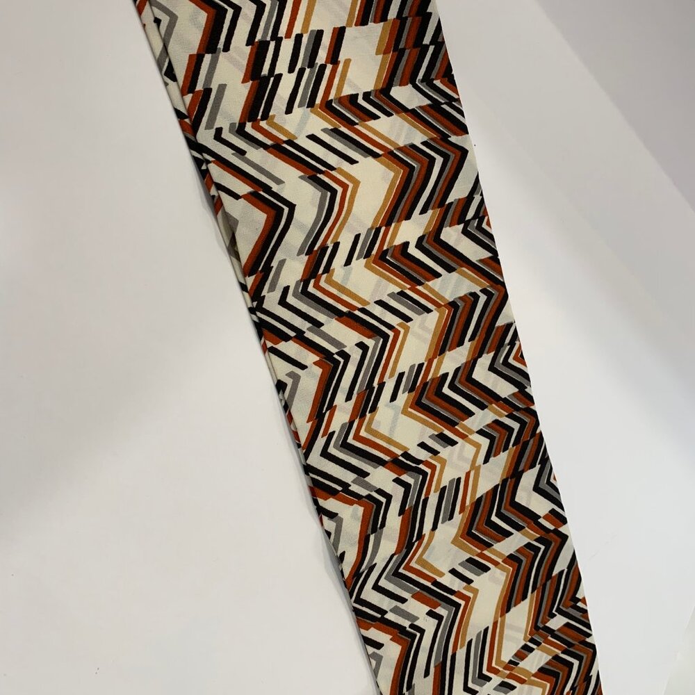 VTG Rectangular Fashion Scarf EUC Multicolor Chevron 60s 70s Retro Look - Picture 3 of 6